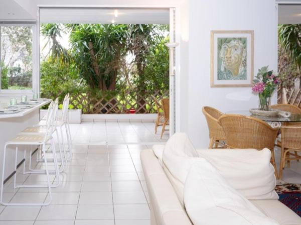 Vouliagmeni'S Secret Garden Near The Sea Διαμέρισμα Αθήνα Εξωτερικό φωτογραφία