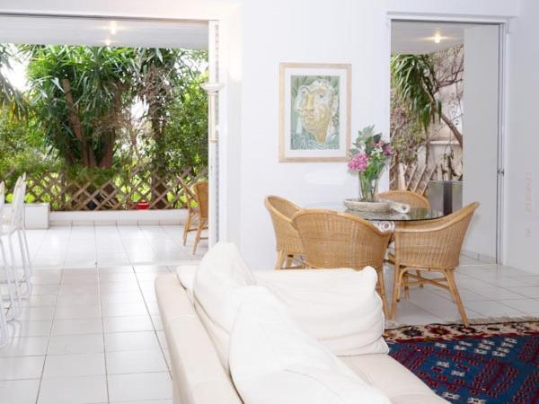 Vouliagmeni'S Secret Garden Near The Sea Διαμέρισμα Αθήνα Εξωτερικό φωτογραφία